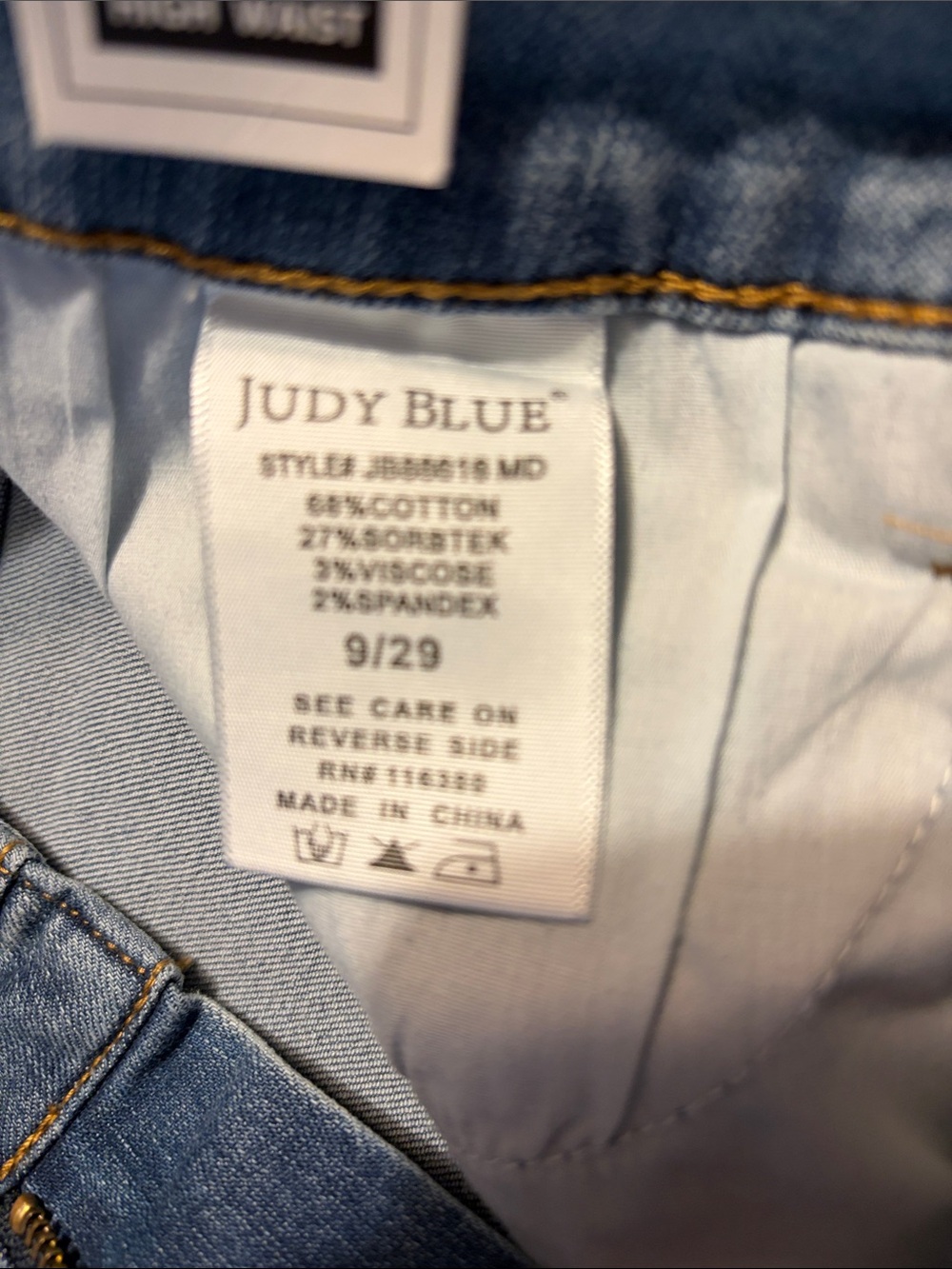 Judy Blue Light Blue Ankle Cropped Jeans. High waist. 9/29. NWT. - Picture 10 of 11
